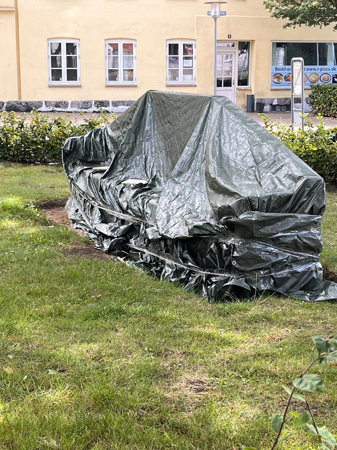 Kunstprojekt Omsorgsbænken i Rønhaveparken part 3